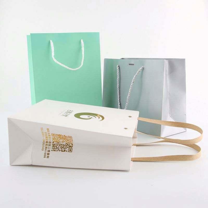 BTO Custom Design Ribbon Handle Black Luxury Jewelry Cosmetic Gift Clothing Shopping Packaging 250 gsm Art Paper Bag For Clothes - 图片 6