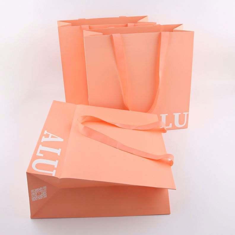 BTO Luxury Paper Carrier Kraft Bags Boutique Bags Matte Black Paper Bag With Your Own Logo - Image 6