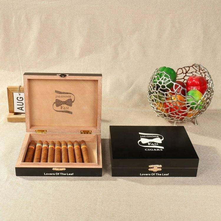Factory Custom Size Solid Wooden Cigar Box Laser Logo Flip Cover Luxury Cigar Gift Box with Lock - Image 3