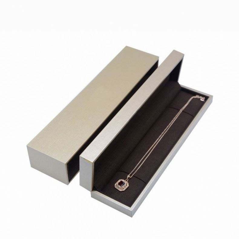 Luxury Black Custom Logo Magnetic Closure Gift Box For Jewelry Necklace - Image 4