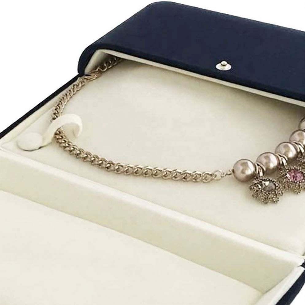 Velvet Banquet Premium Grade Velvet Unique Style Hard Shell Button Tight Large Necklace Gift Box Packaging - Image 4