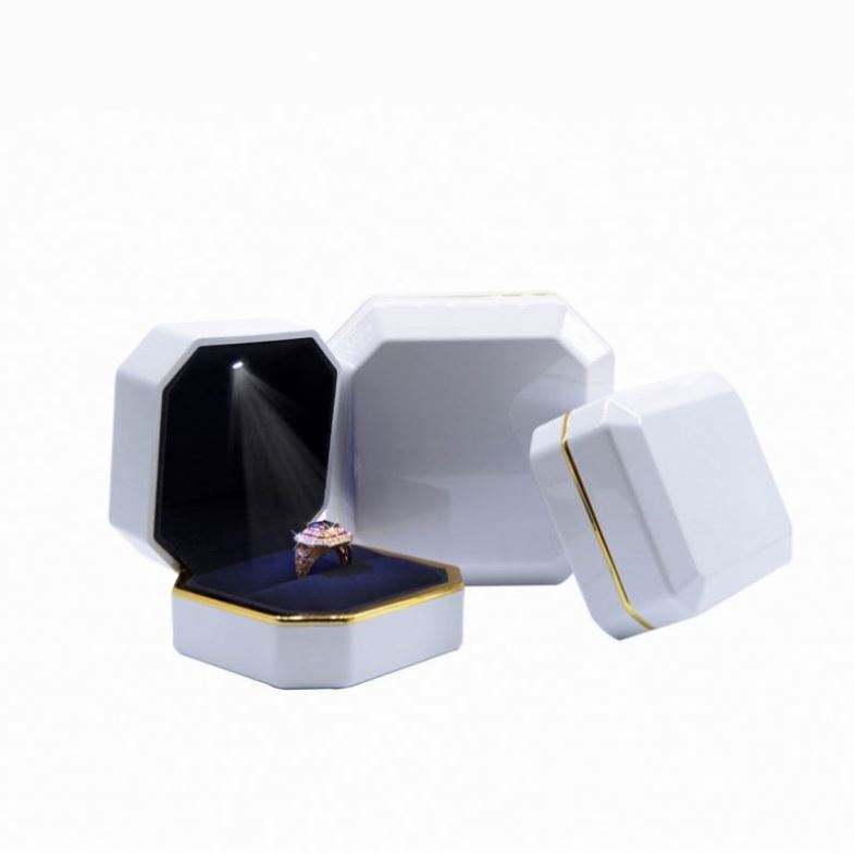 Creative Elegant New Product Stoving Varnish Led Jewelry Box Six Colors Led Ring Box Jewelry Packaging Box - Image 4