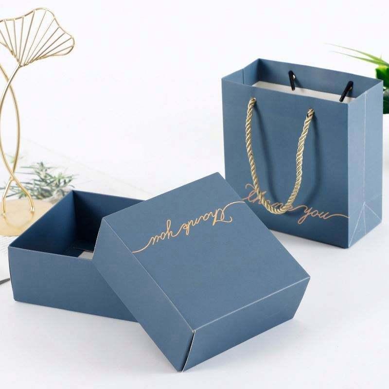 Manufacturer Custom color cheap fancy Luxury Printed Gift Shopping Paper Gift Bag with handles