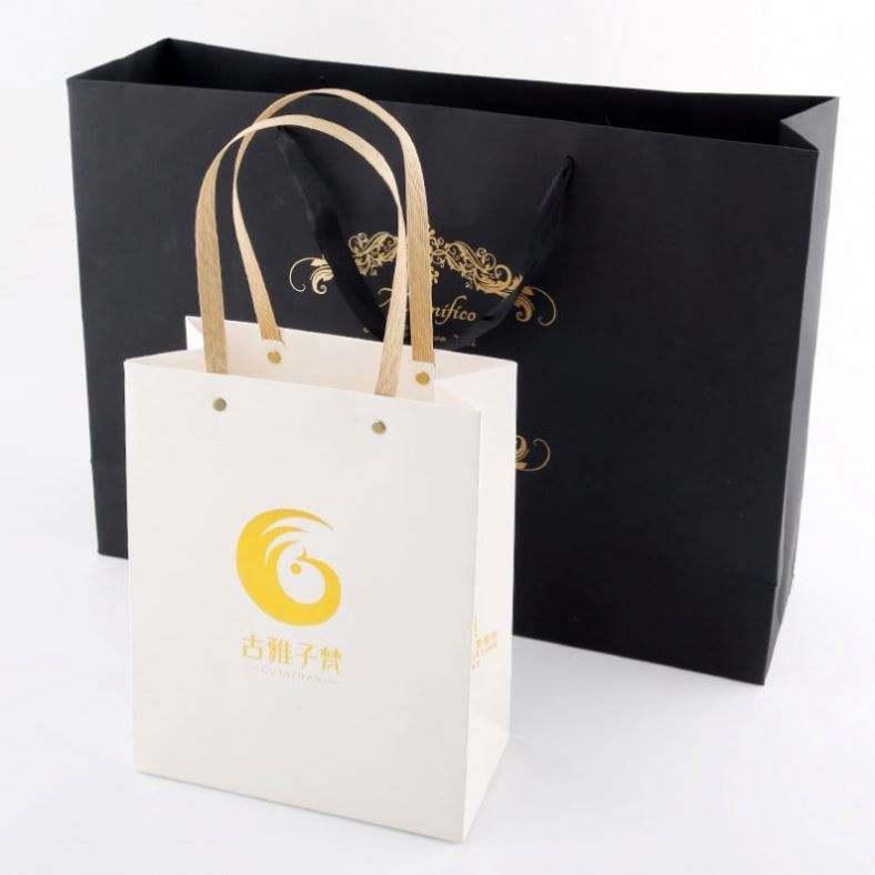 BTO Custom Design Ribbon Handle Black Luxury Jewelry Cosmetic Gift Clothing Shopping Packaging 250 gsm Art Paper Bag For Clothes - 图片 2