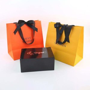 Custom Logo Printed Bolsas Shopping Packaging Gift Paper Bag With Handle