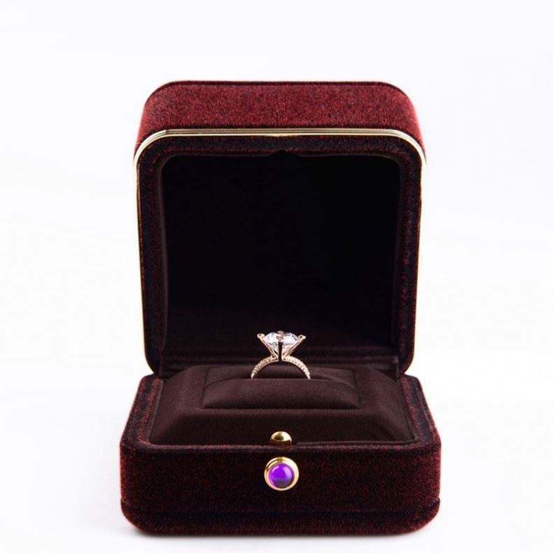 Wine Red Ring Pendant Packaging Display Jewelry ring Box Velvet Jewelry Packaging Box Gift Box for wedding and proposal